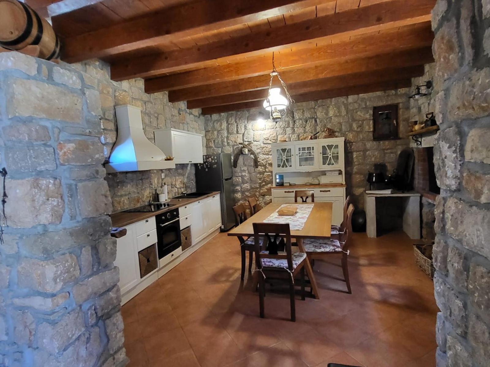 Вилла Stone House Knezevic Виньерац Экстерьер фото