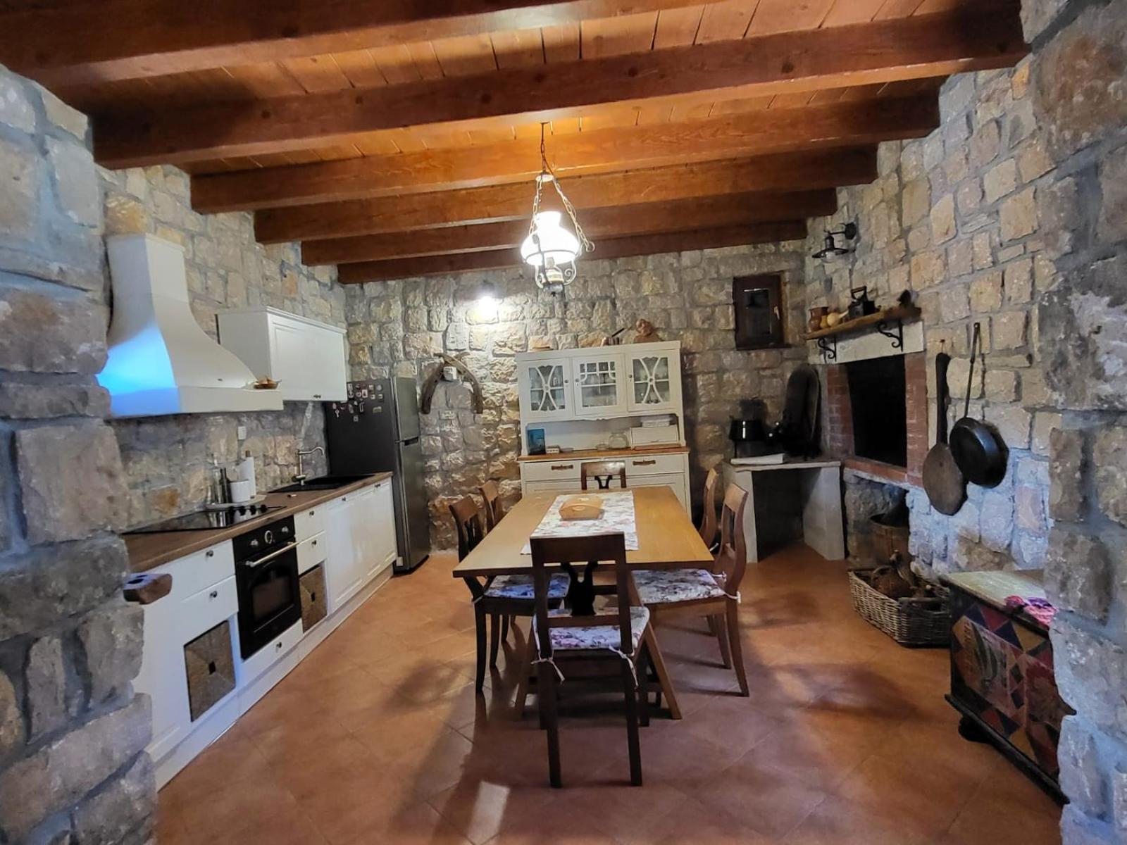 Вилла Stone House Knezevic Виньерац Экстерьер фото