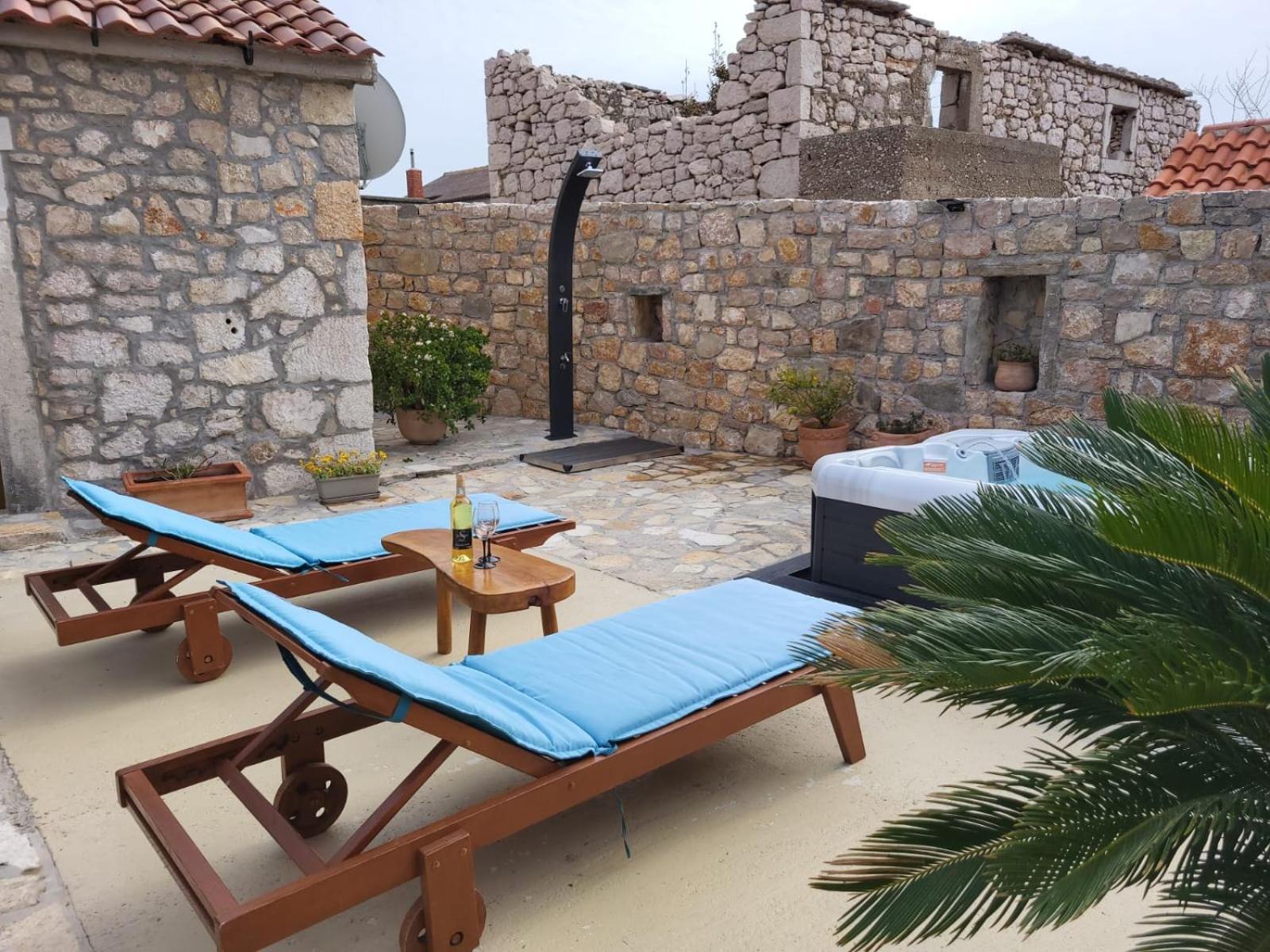 Вилла Stone House Knezevic Виньерац Экстерьер фото