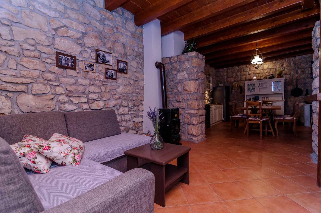 Вилла Stone House Knezevic Виньерац Экстерьер фото